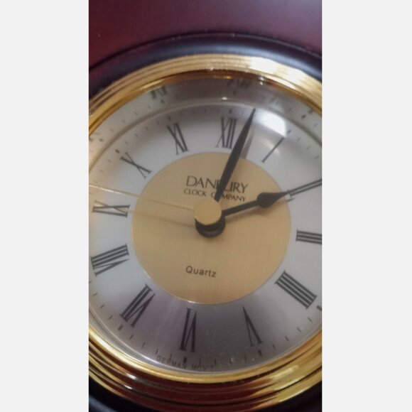 Danbury Clock Quartz Desk Wooden Box German Movement Vintage Mantel Timepiece - Picture 3 of 3